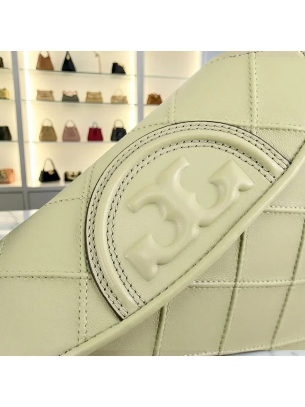 Stunning!!  RareTory Burch Olive Fleming Crescent Shoulder Bag- NWT
